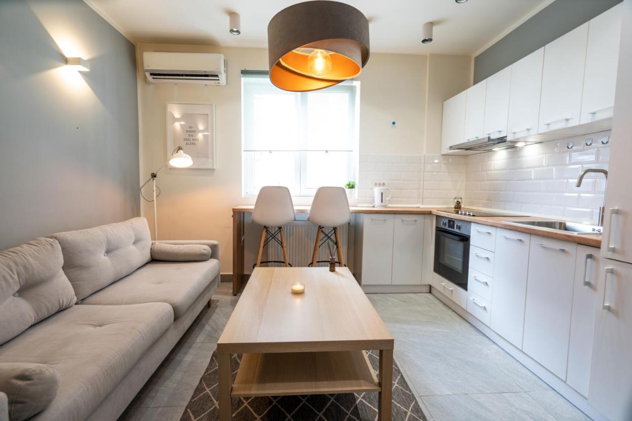 Cozy Design Apartament In Magheru Бухарест Экстерьер фото